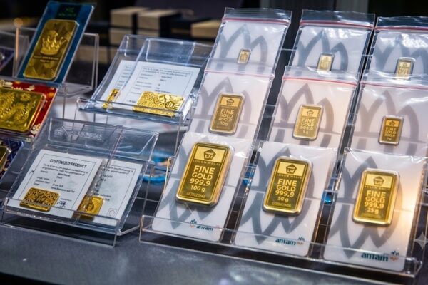 Kabar Gembira Buat Investor! Harga Emas Antam Turun Tajam Jadi Semurah Ini, Waktunya Borong?